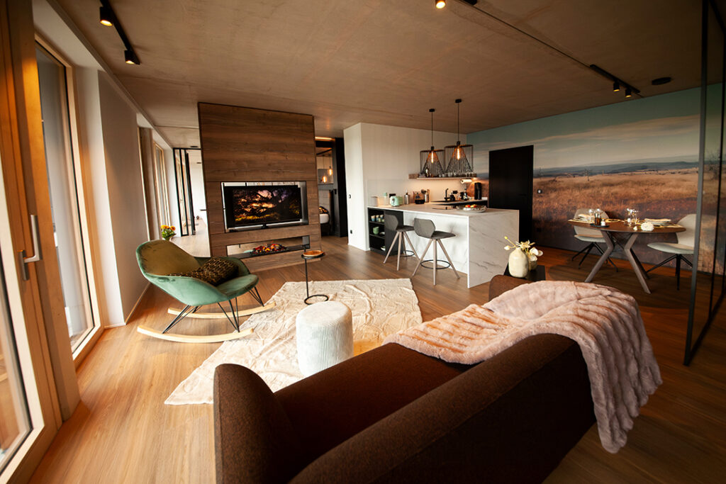 Naur_Pur_Suite_05